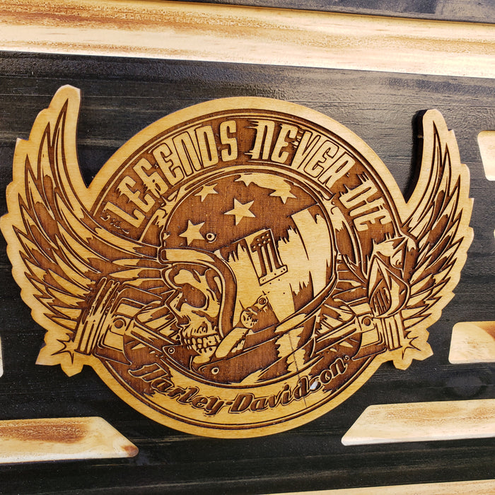 Rustic Wooden Flag  - 3D Harley Davidson Skull Legends never Die! - Semper-KIK